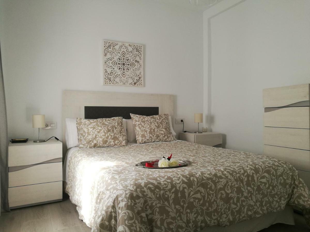 Ferienwohnung Piso Con Terraza Y Vistas Espectaculares Carmona  Exterior foto